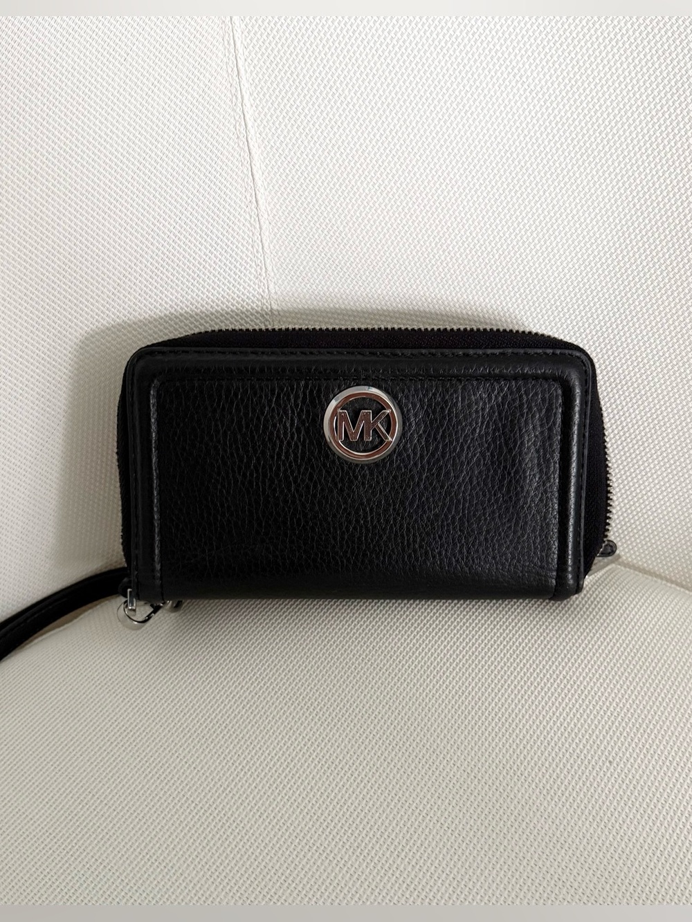 Michael Kors Black Leather Wristlet Wallet - Picture 5 of 5